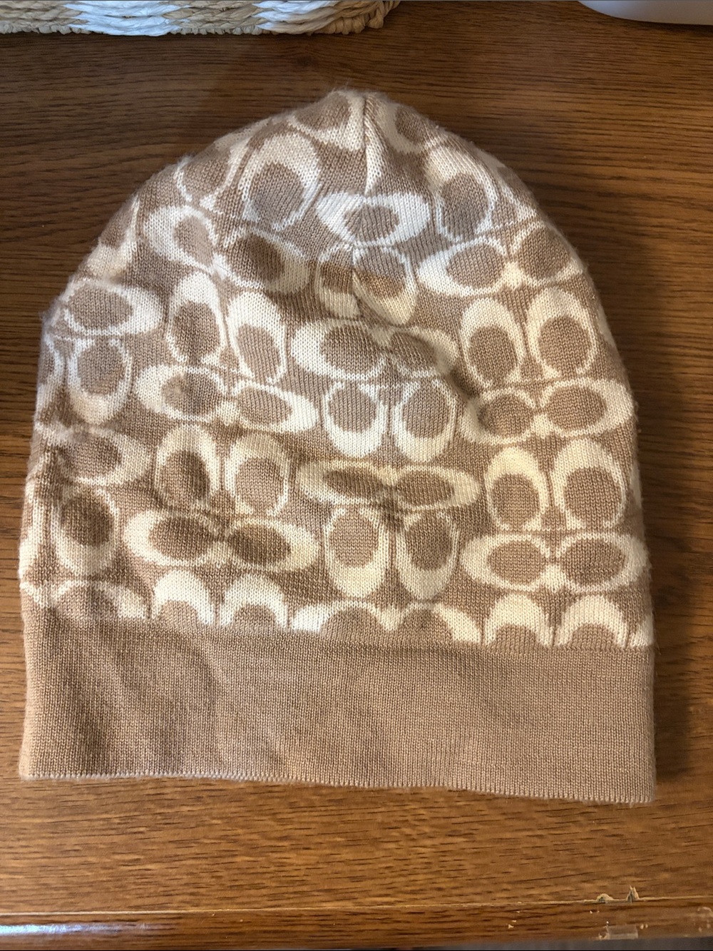 Coach Knit Beanie in Tan & Cream Signature CC print w serial tag inside